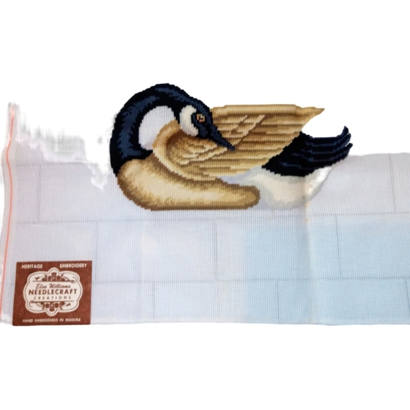 Elsa Williams Needlecraft creations Heritage Embroidery Regal Goose canvas 18X24 - Picture 9 of 14
